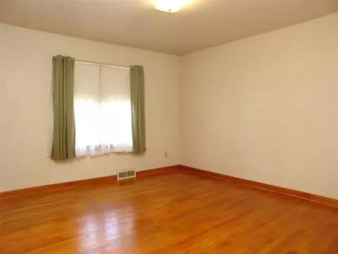 50 Jackson Ave, Schenectady, NY 12304 photo 6