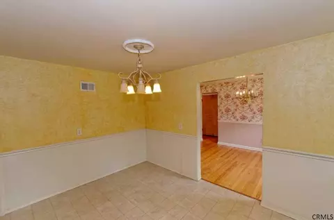 1746 Randolph Rd, Schenectady, NY 12308 photo 13