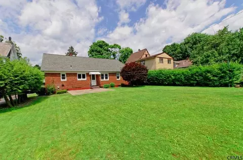1746 Randolph Rd, Schenectady, NY 12308 photo 23
