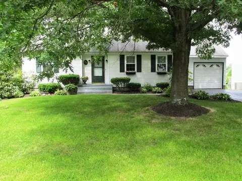 55 Jefferson Rd, Glenmont, NY 12077 photo 1