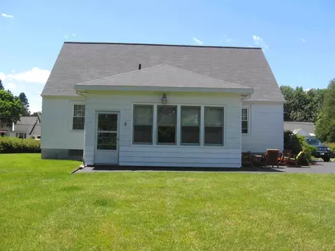 363 E Campbell Rd, Schenectady, NY 12303 photo 17