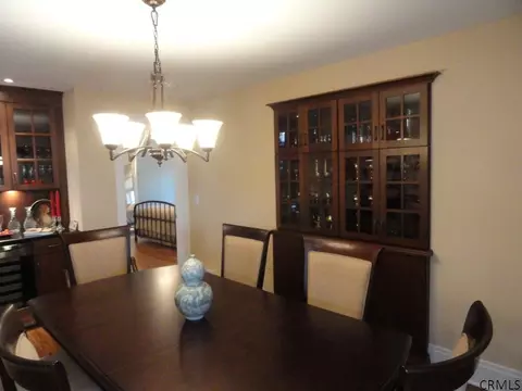 9 Abbey Rd, Delmar, NY 12054 photo 6