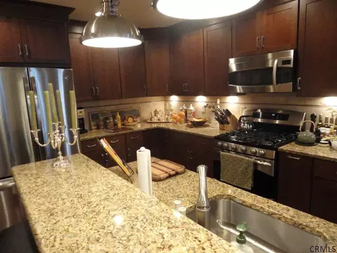 9 Abbey Rd, Delmar, NY 12054 photo 3