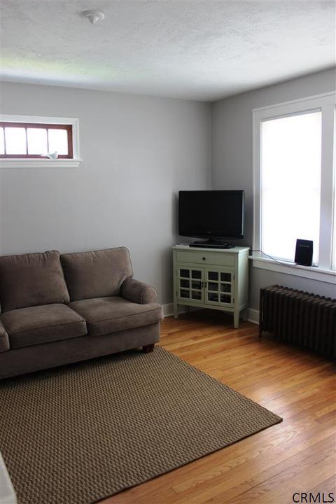 229 Fifteenth St, Schenectady, NY 12306 photo 4