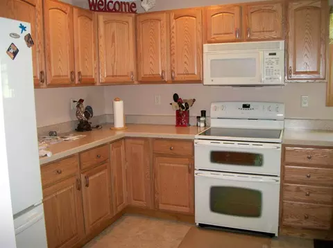 124 Hillside Ave, Cobleskill, NY 12043 photo 9