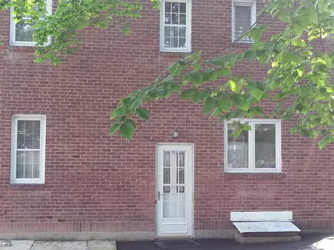 1186 Mcclellan St, Schenectady, NY 12309 photo 8