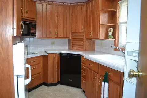 103 Anthony Cir, Cobleskill, NY 12043 photo 4