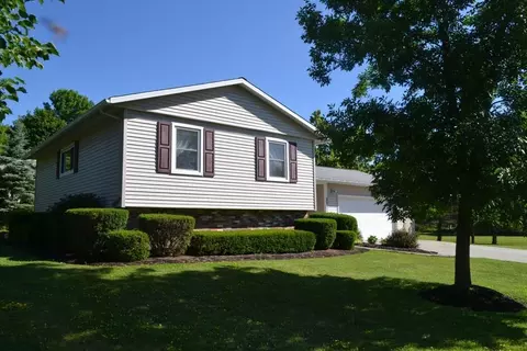 103 Anthony Cir, Cobleskill, NY 12043 photo 1