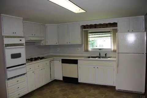 178 Macarthur Ave, Cobleskill, NY 12043 photo 6