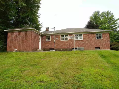10 Dumbarton Dr, Delmar, NY 12054 photo 11