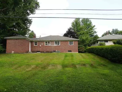 10 Dumbarton Dr, Delmar, NY 12054 photo 12
