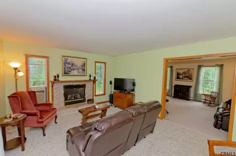 952 River Rd, Selkirk, NY 12158 photo 8