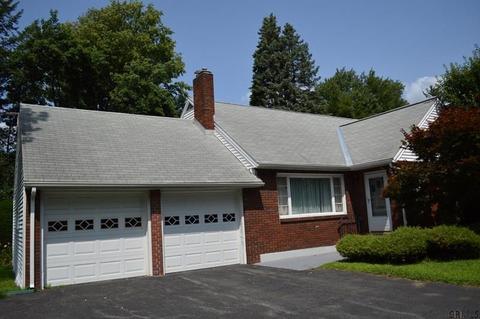 821 Ashmore Ave, Schenectady, NY 12309 photo 15