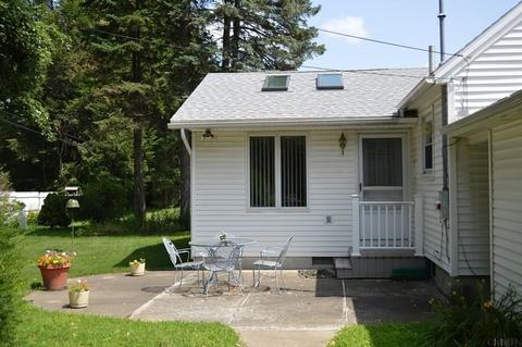821 Ashmore Ave, Schenectady, NY 12309 photo 12