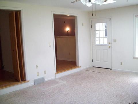 821 Ashmore Ave, Schenectady, NY 12309 photo 7