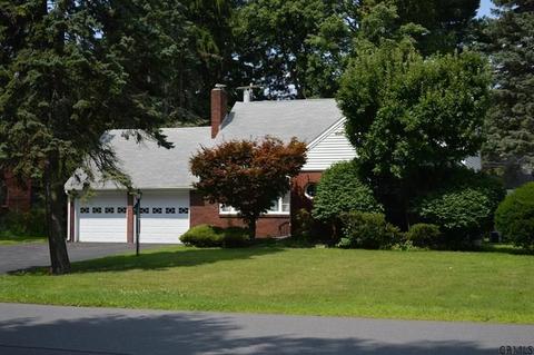821 Ashmore Ave, Schenectady, NY 12309 photo 1
