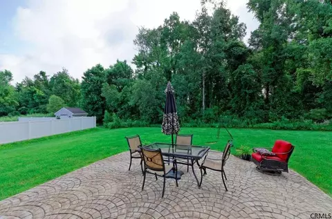 56 Sandy Ln, Selkirk, NY 12158 photo 23