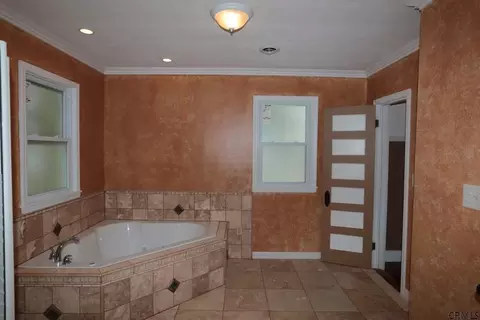 1419 State St, Schenectady, NY 12304 photo 19