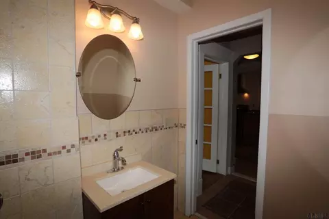 1419 State St, Schenectady, NY 12304 photo 8