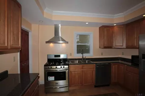 1419 State St, Schenectady, NY 12304 photo 5