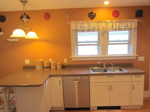 20 Magee Dr, Glenmont, NY 12077 photo 11