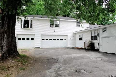 19 Leonard Dr, Delmar, NY 12054 photo 14