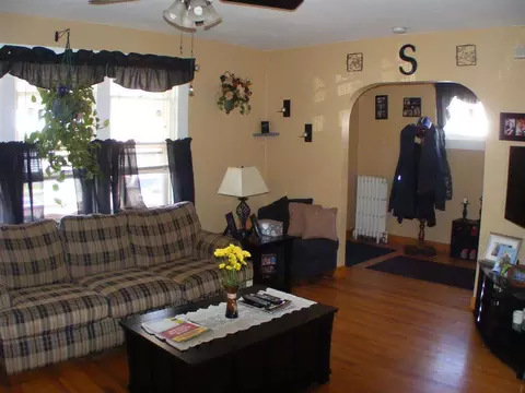 368 Third Ave, Troy, NY 12182 photo 5