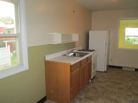 1216 Mader St, Schenectady, NY 12308 photo 4