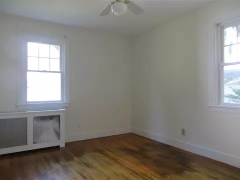 42 Delmar Pl, Delmar, NY 12054 photo 5