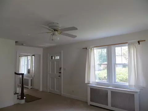 42 Delmar Pl, Delmar, NY 12054 photo 12