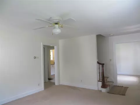 42 Delmar Pl, Delmar, NY 12054 photo 11