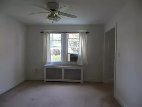 42 Delmar Pl, Delmar, NY 12054 photo 10