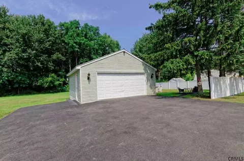25 Tower Ave, Schenectady, NY 12304 photo 23