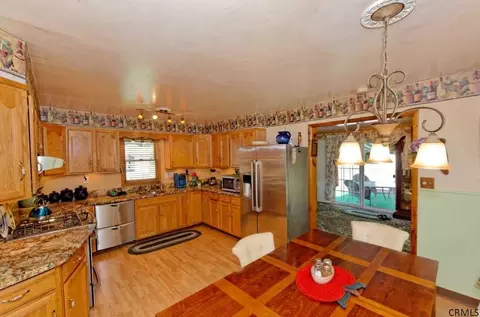 25 Tower Ave, Schenectady, NY 12304 photo 8