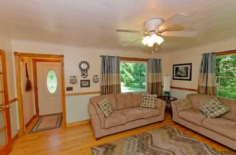 37 Upper Parker Rd, Selkirk, NY 12158 photo 8