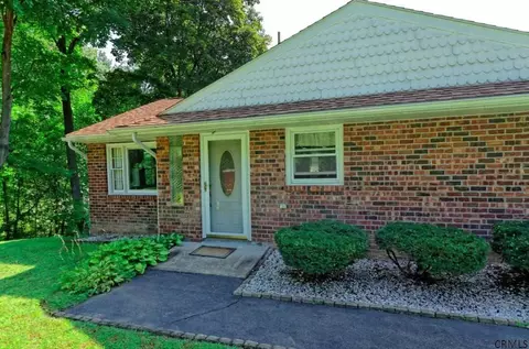 37 Upper Parker Rd, Selkirk, NY 12158 photo 3