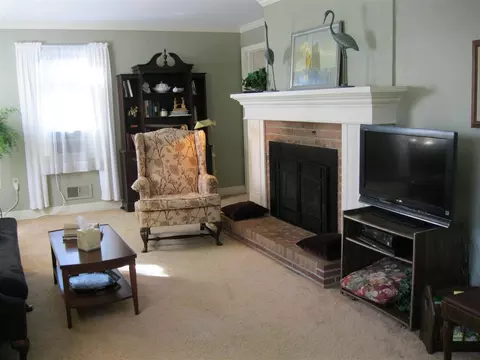 31 Bender Ln, Delmar, NY 12054 photo 3
