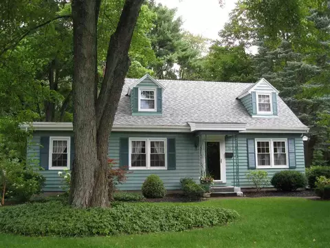 31 Bender Ln, Delmar, NY 12054 photo 1