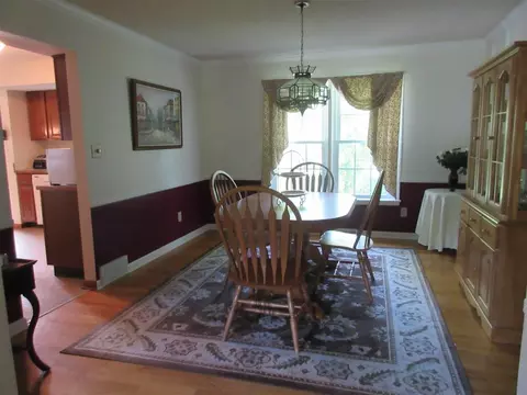 41 Dover Dr, Delmar, NY 12054 photo 10
