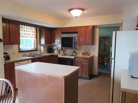 41 Dover Dr, Delmar, NY 12054 photo 12