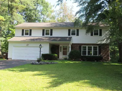 41 Dover Dr, Delmar, NY 12054 photo 1