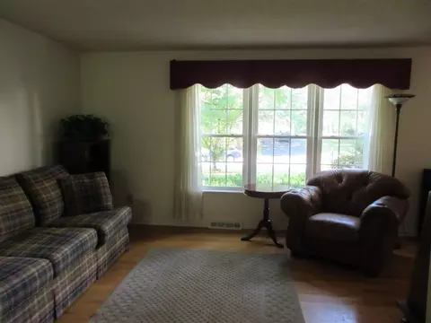 41 Dover Dr, Delmar, NY 12054 photo 8