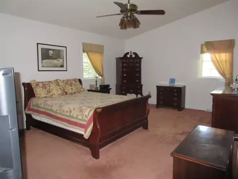 41 Dover Dr, Delmar, NY 12054 photo 16