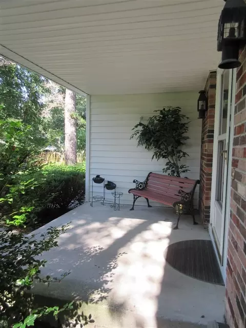 41 Dover Dr, Delmar, NY 12054 photo 5