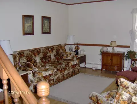 20 Hackett St, Selkirk, NY 12158 photo 3