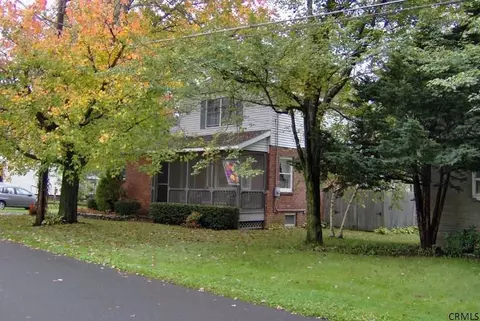 20 Hackett St, Selkirk, NY 12158 photo 2