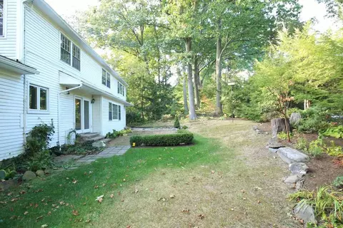 11 Macaffer Dr, Menands, NY 12204 photo 23