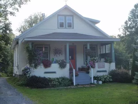 36 S Second Ave, Broadalbin, NY 12025 photo 1