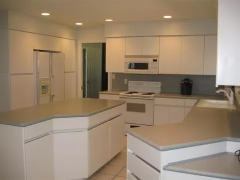 23 Windsor Ct, Delmar, NY 12054 photo 13