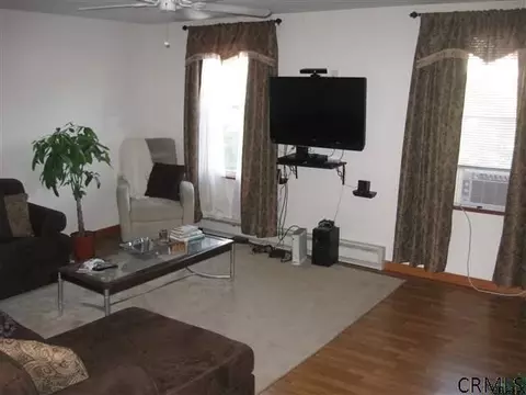 357 Third St, Troy, NY 12180 photo 3